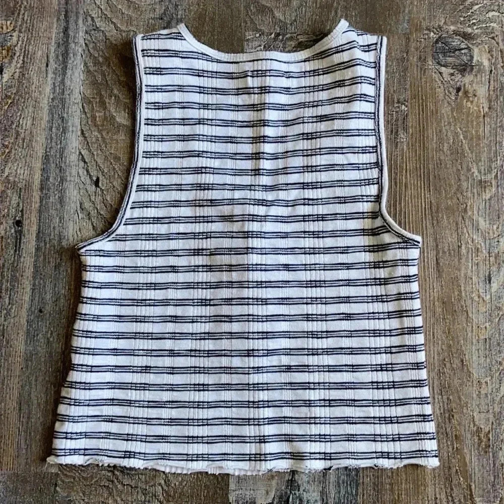 American Eagle |crop  tank top - Picture 3 of 4
